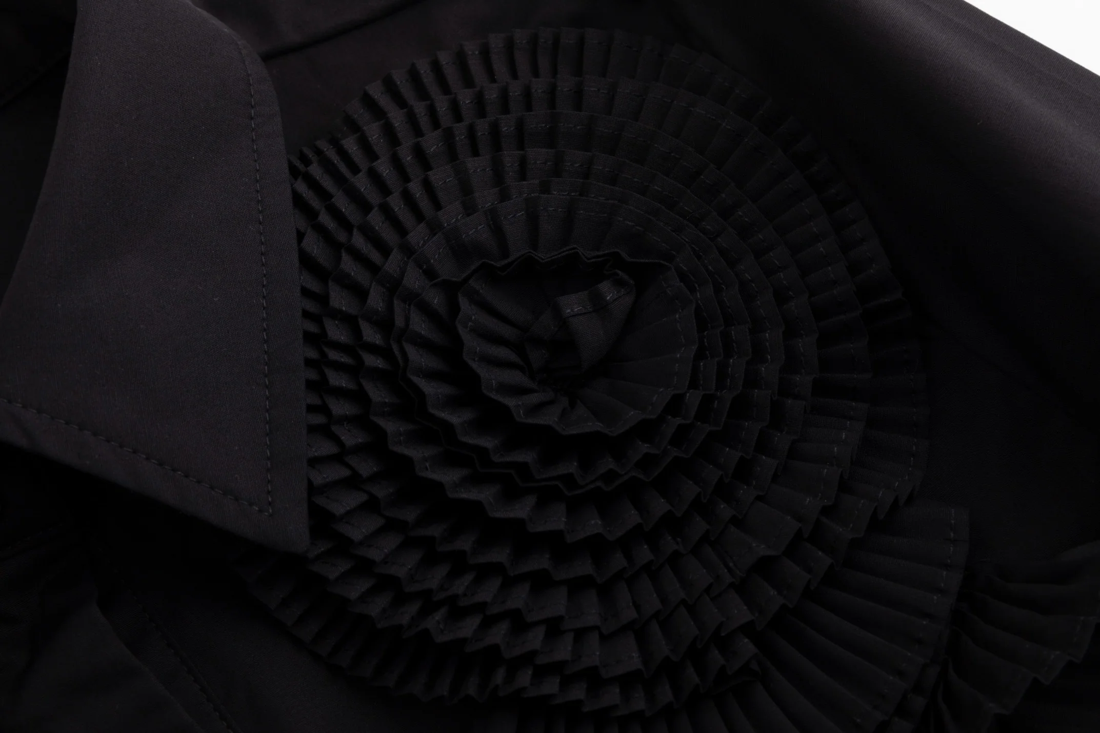 3D Flower Pleated Shirt - Black - Image 5