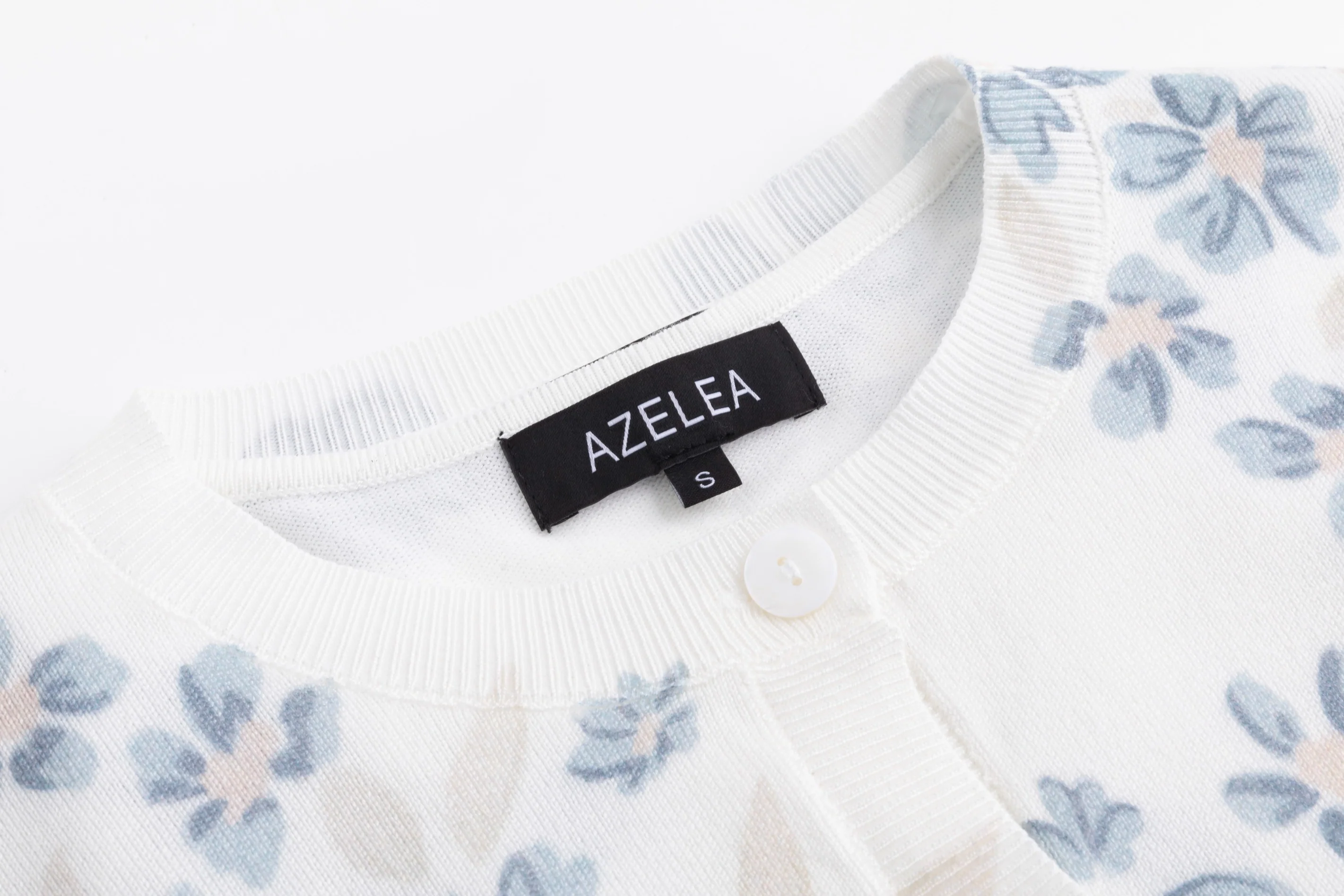 Blue Floral Knit Twinset - Image 5