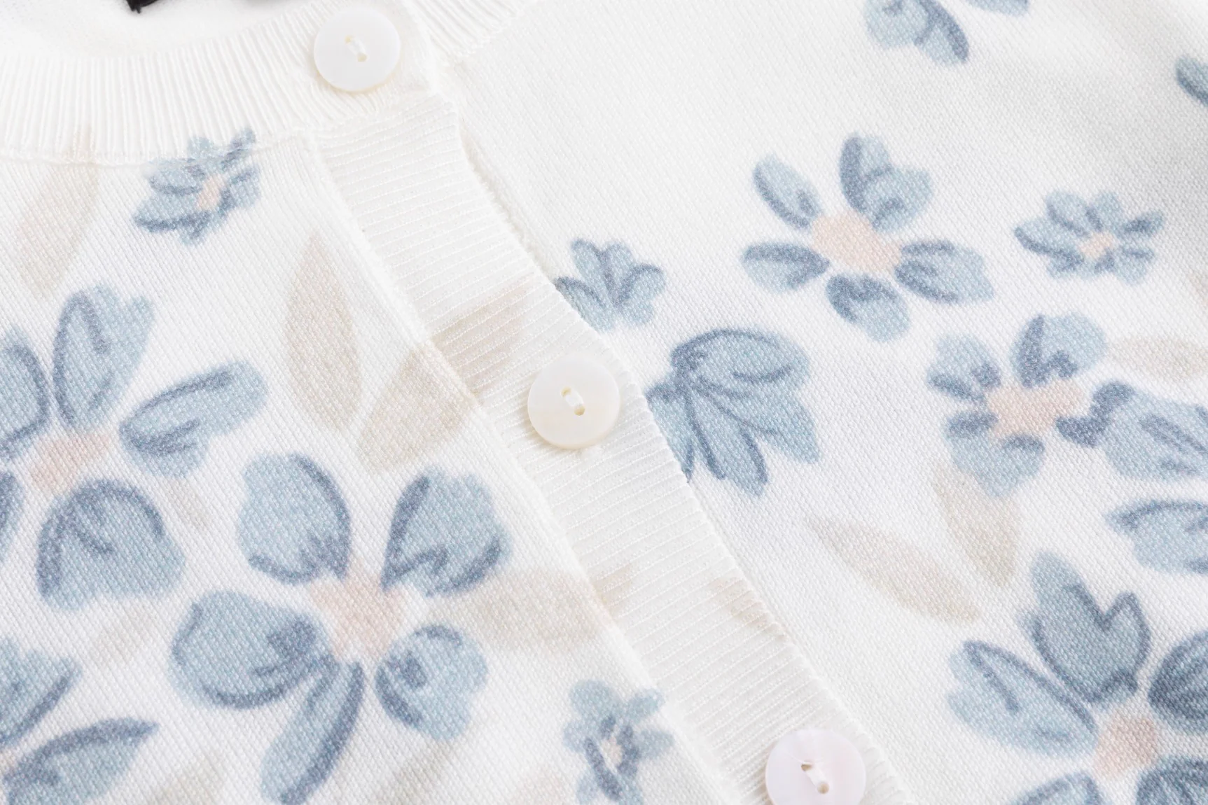 Blue Floral Knit Twinset - Image 6