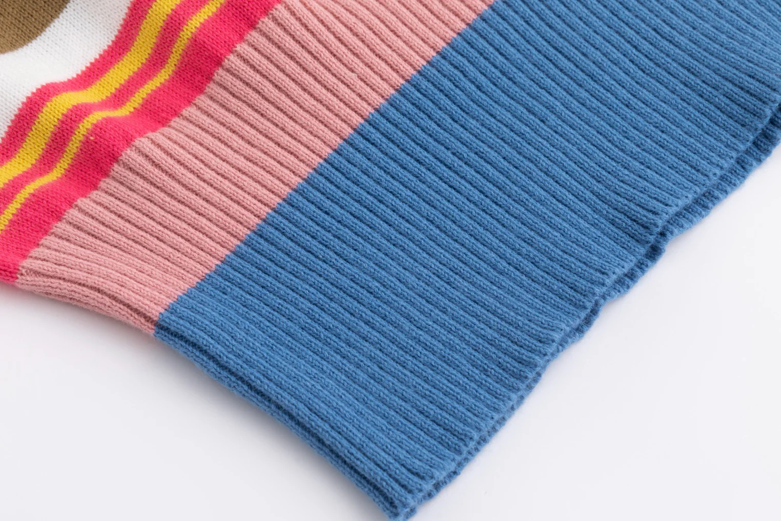 Colorful Knit Stripped Sweater - Image 7