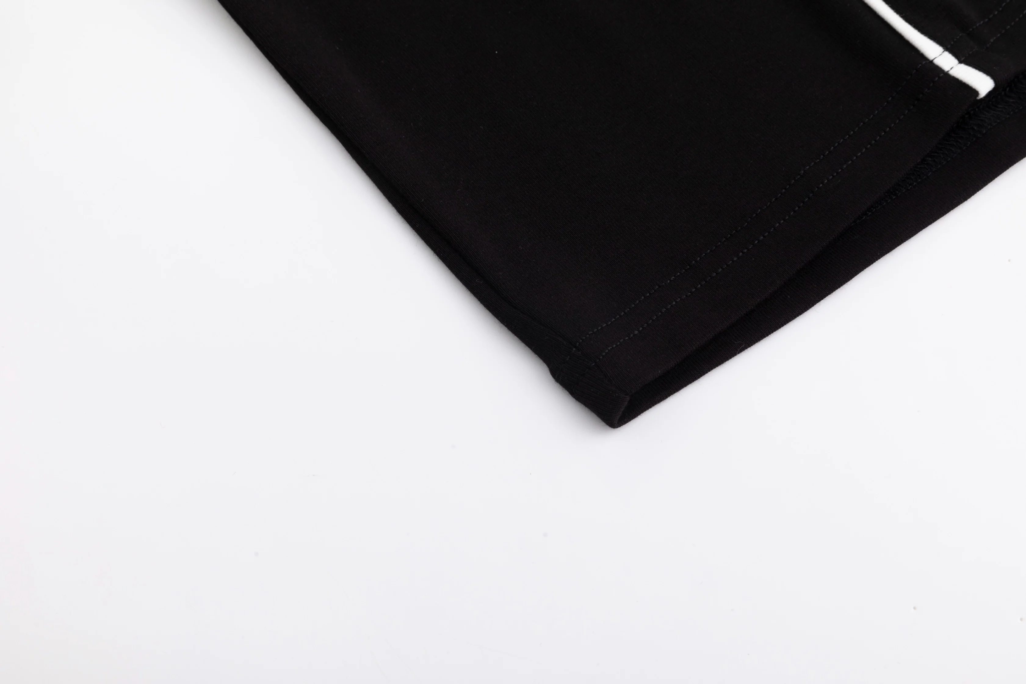 Contrast Pink Seam T-Shirt - Black - Image 4