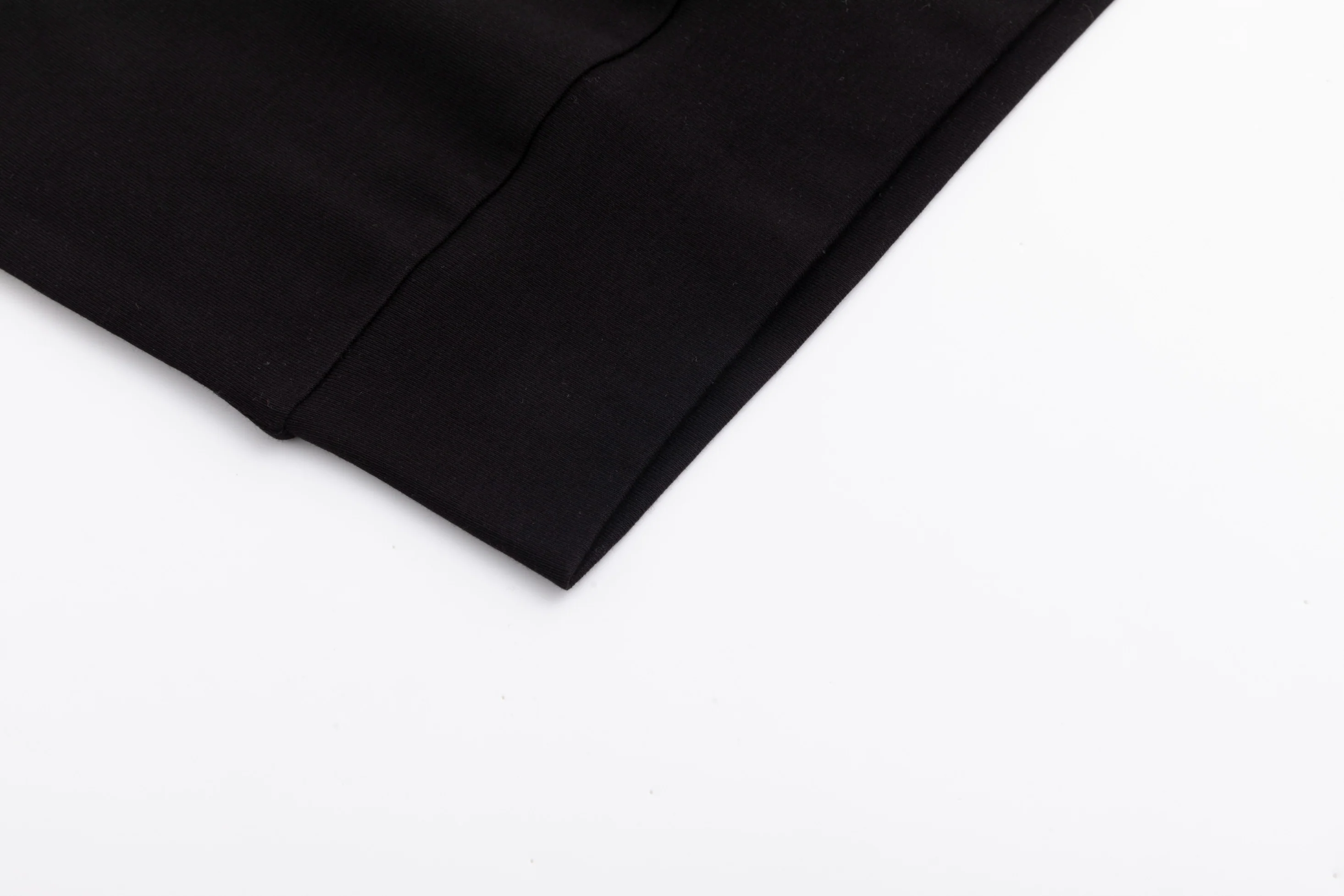 Contrast Sweatshirt - Black - Image 5