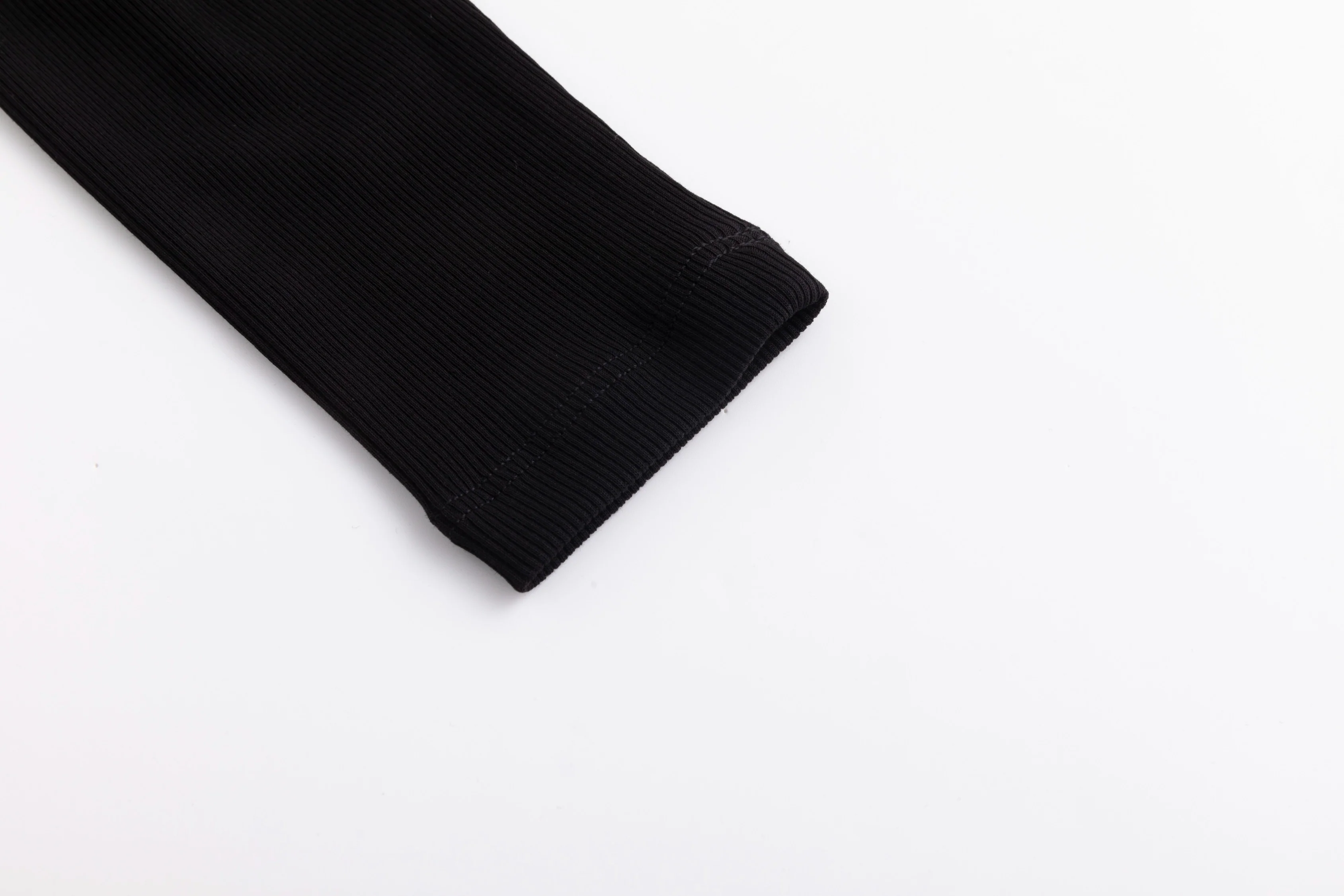 Cropped Ribbed Twin Set - Black - Image 5