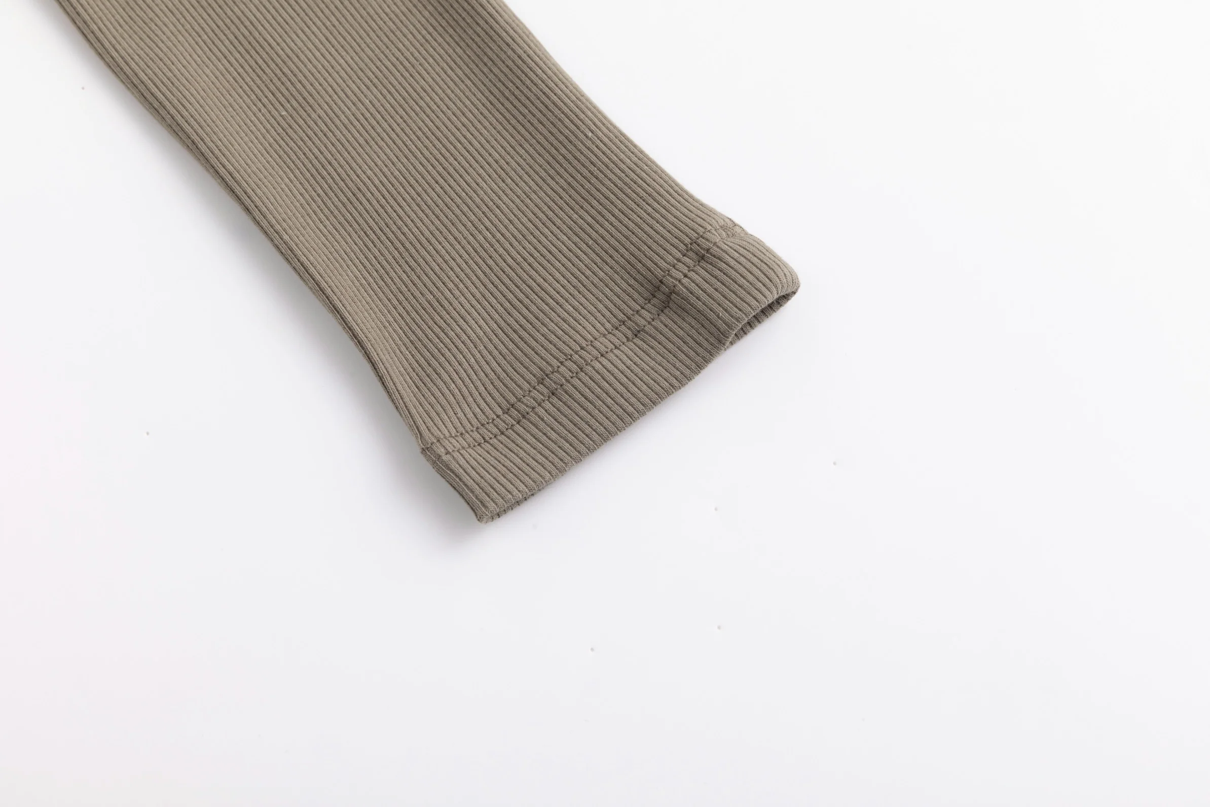 Cropped Ribbed Twin Set- Green Moss - Image 4