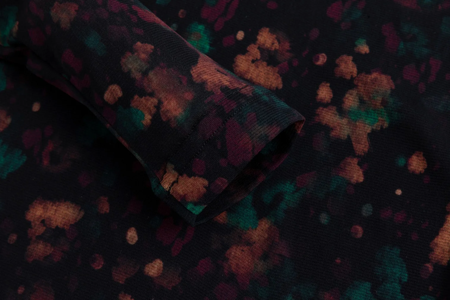 Mesh Printed Mock Neck - Image 7