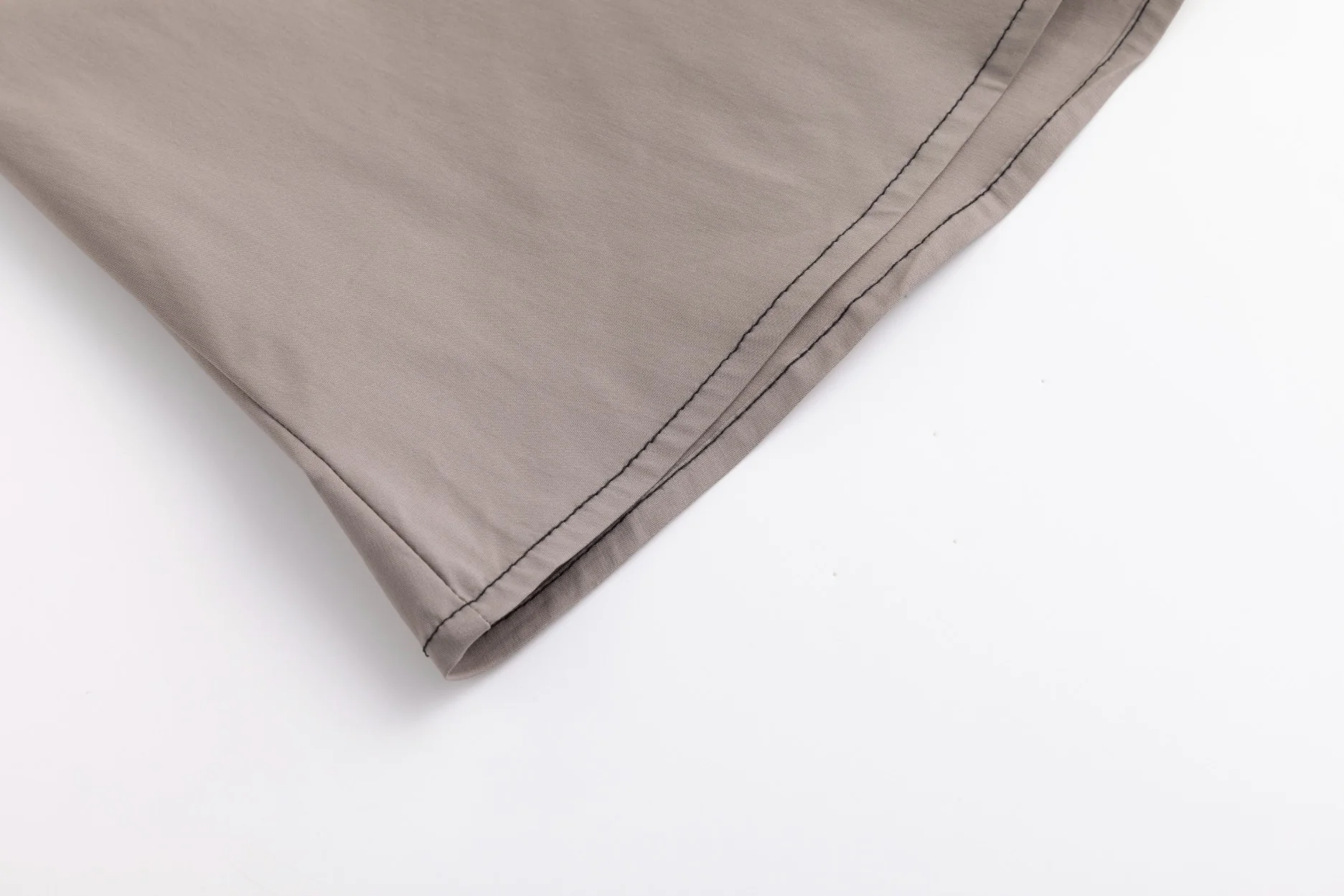Middle Zipper Skirt- Greystone - Image 5