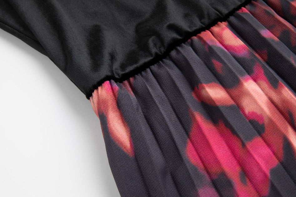 Pink Floral Pleated Dress - Image 4