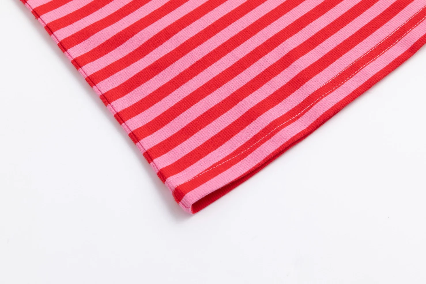 Ribbed V-Neck T-Shirt - Pink/Red - Image 5