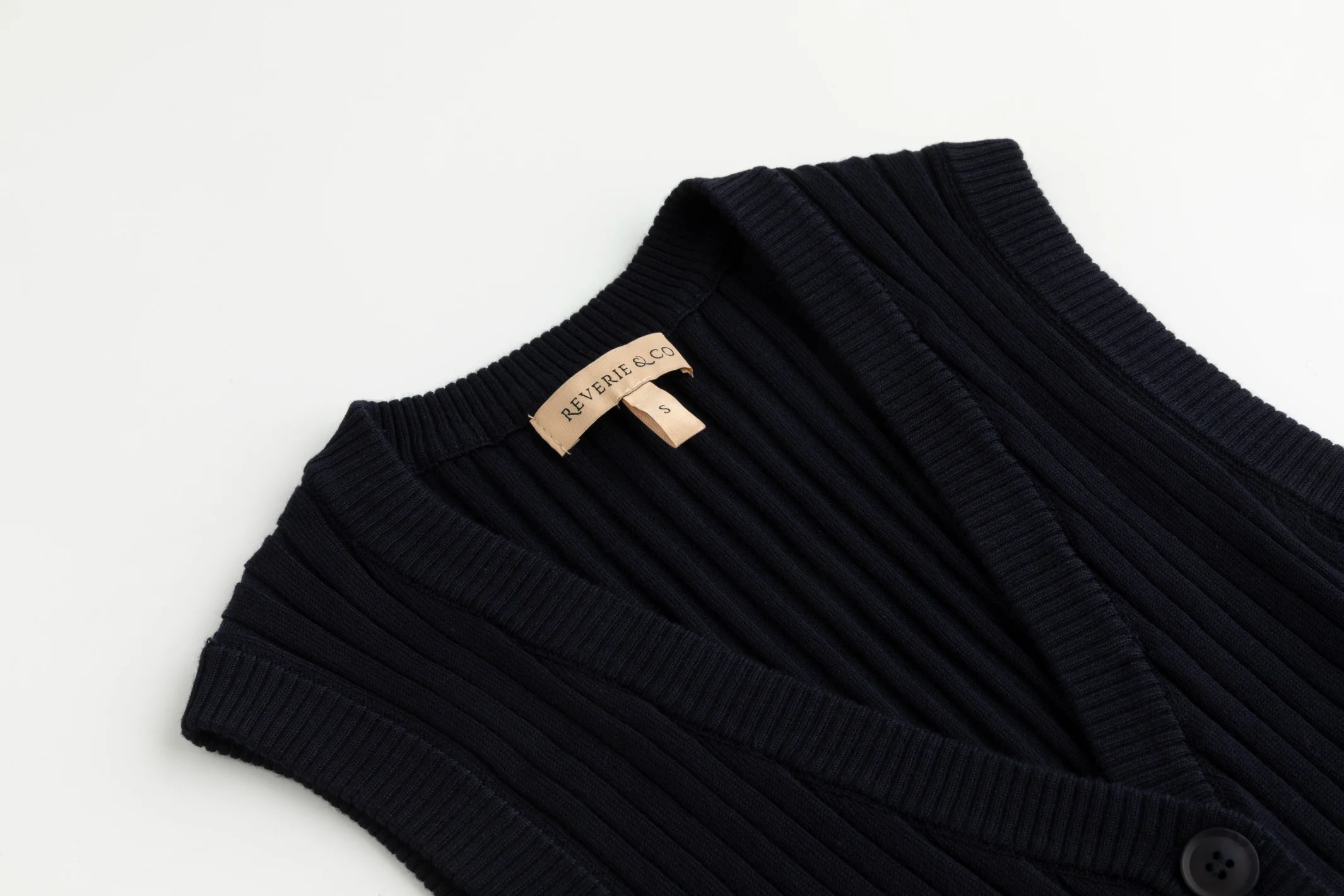 Ribbed Vest Wooden Buttons - Navy - Image 4