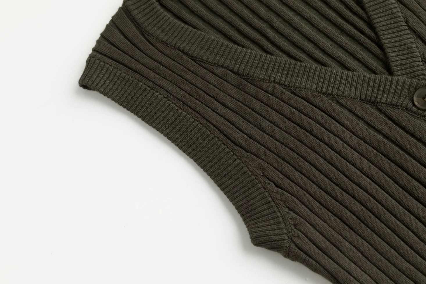 Ribbed Vest Wooden Buttons - Sage - Image 5