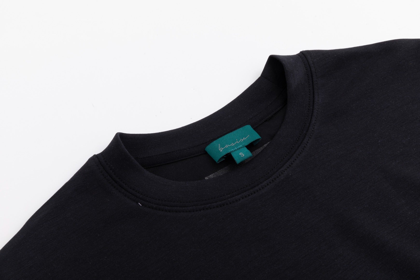 Scuba Pull Over - Black - Image 3