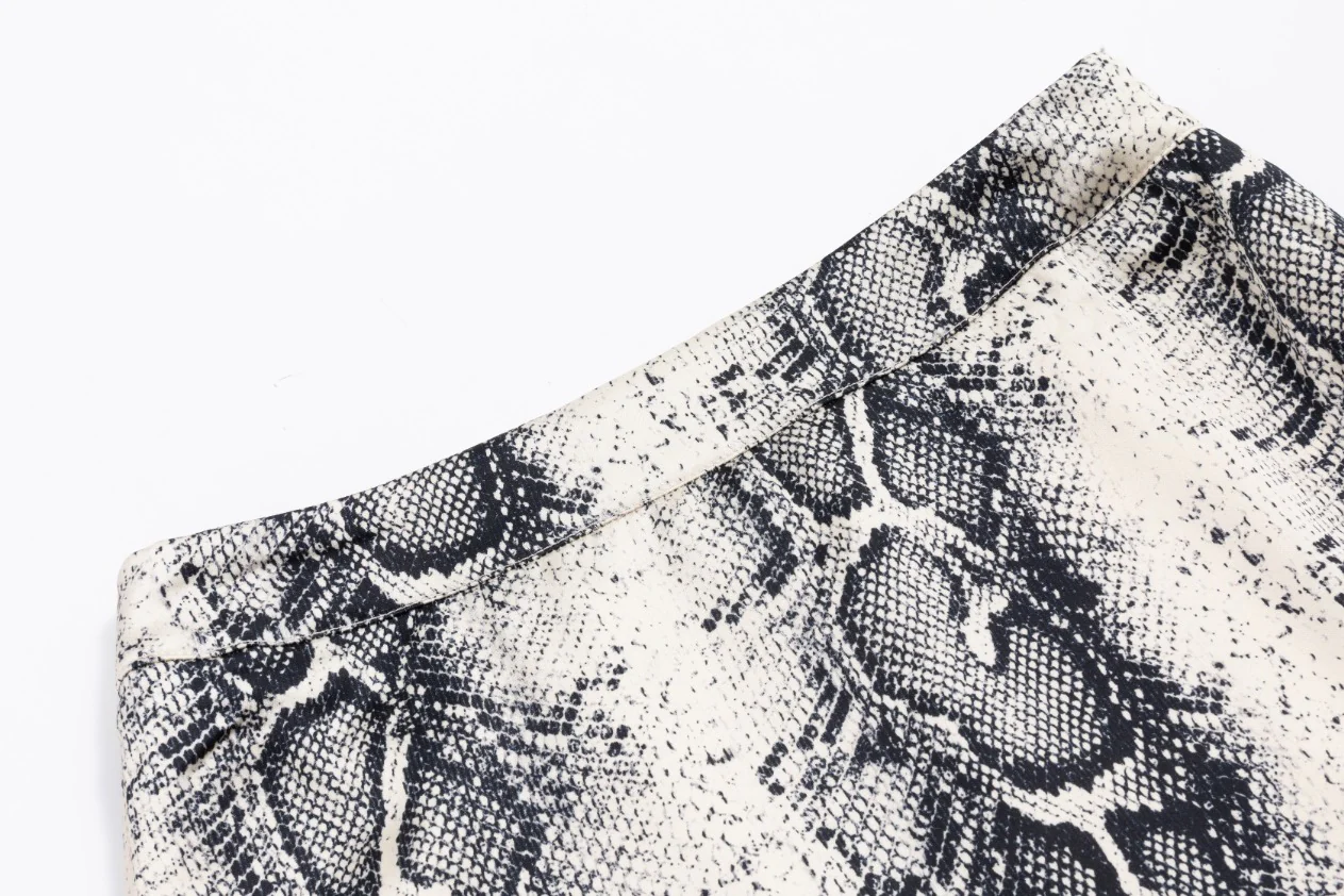 Snake Printed Satin Skirt - Image 4
