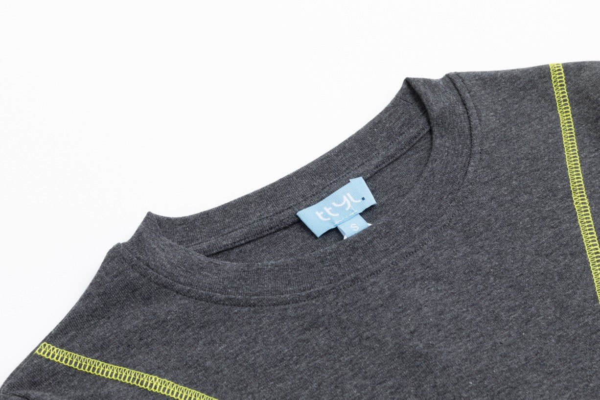 Thumbhole Criss-Cross Exposed T-Shirt - Dark Grey - Image 4