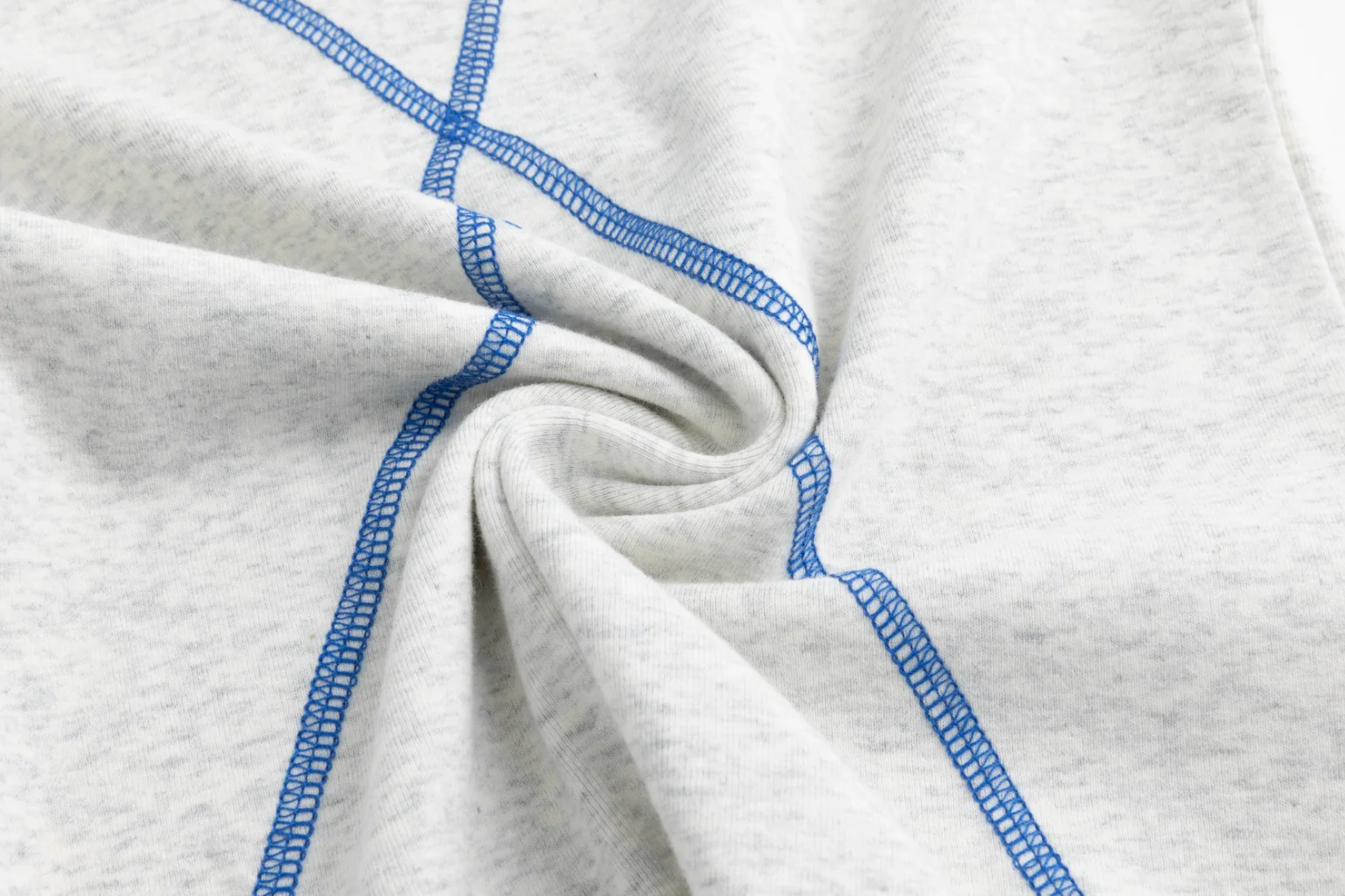 Thumbhole Criss-Cross Exposed T-Shirt - Light Grey - Image 6