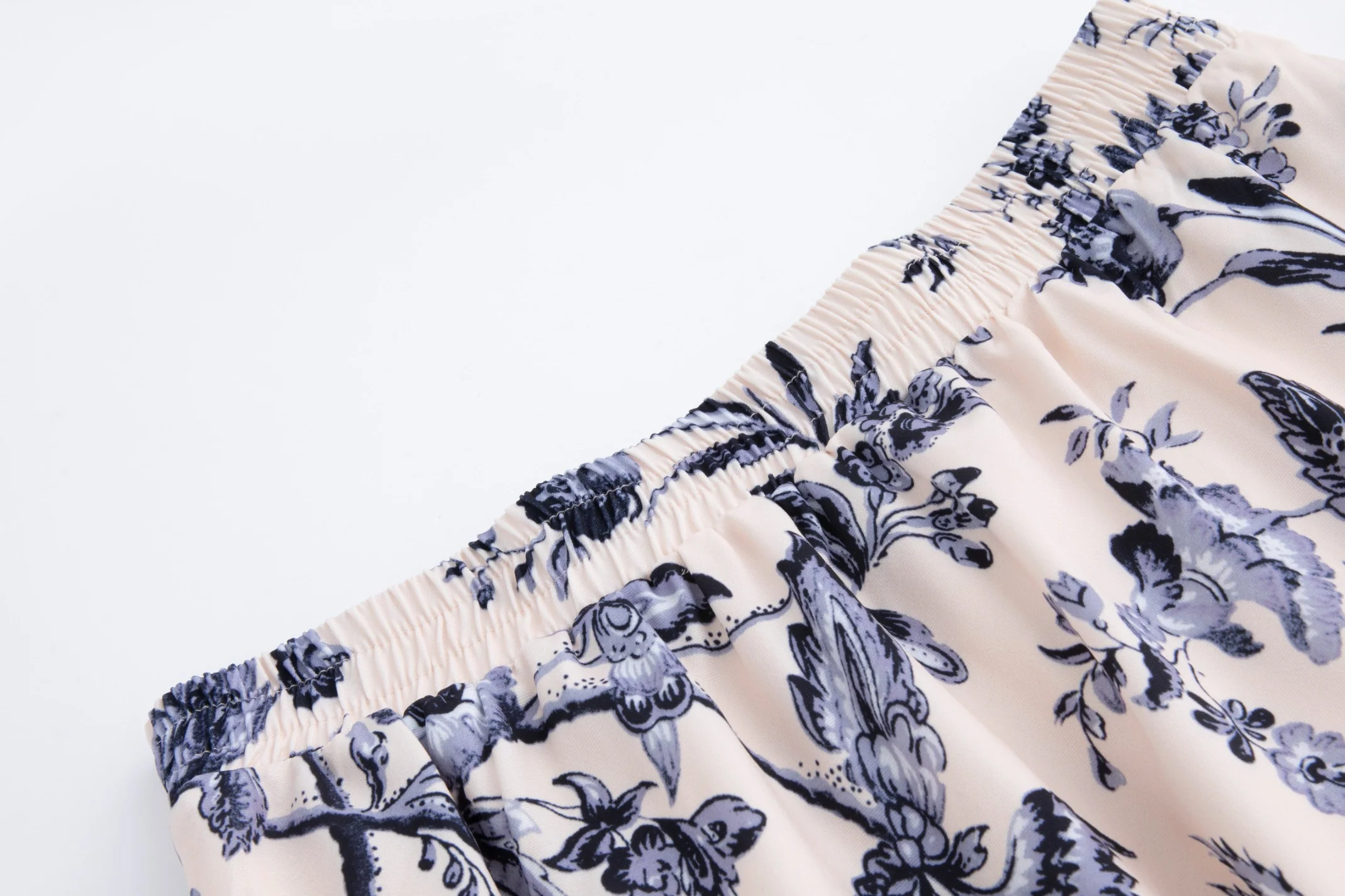 Cream And Blue Floral Silk Skirt - Image 4