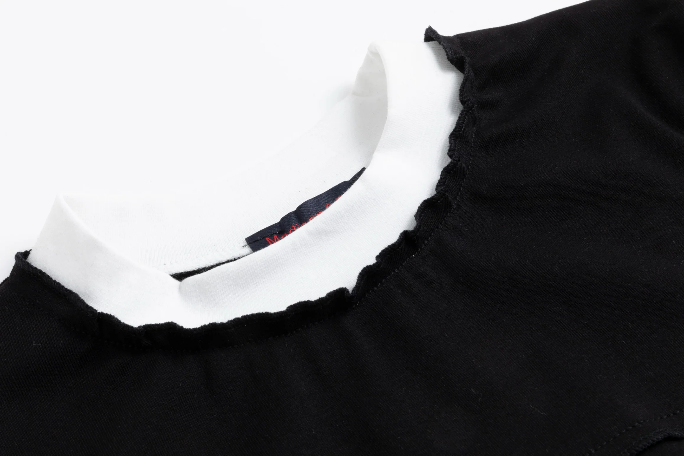 Back Cotton Shirt With White Trim Details - Image 4