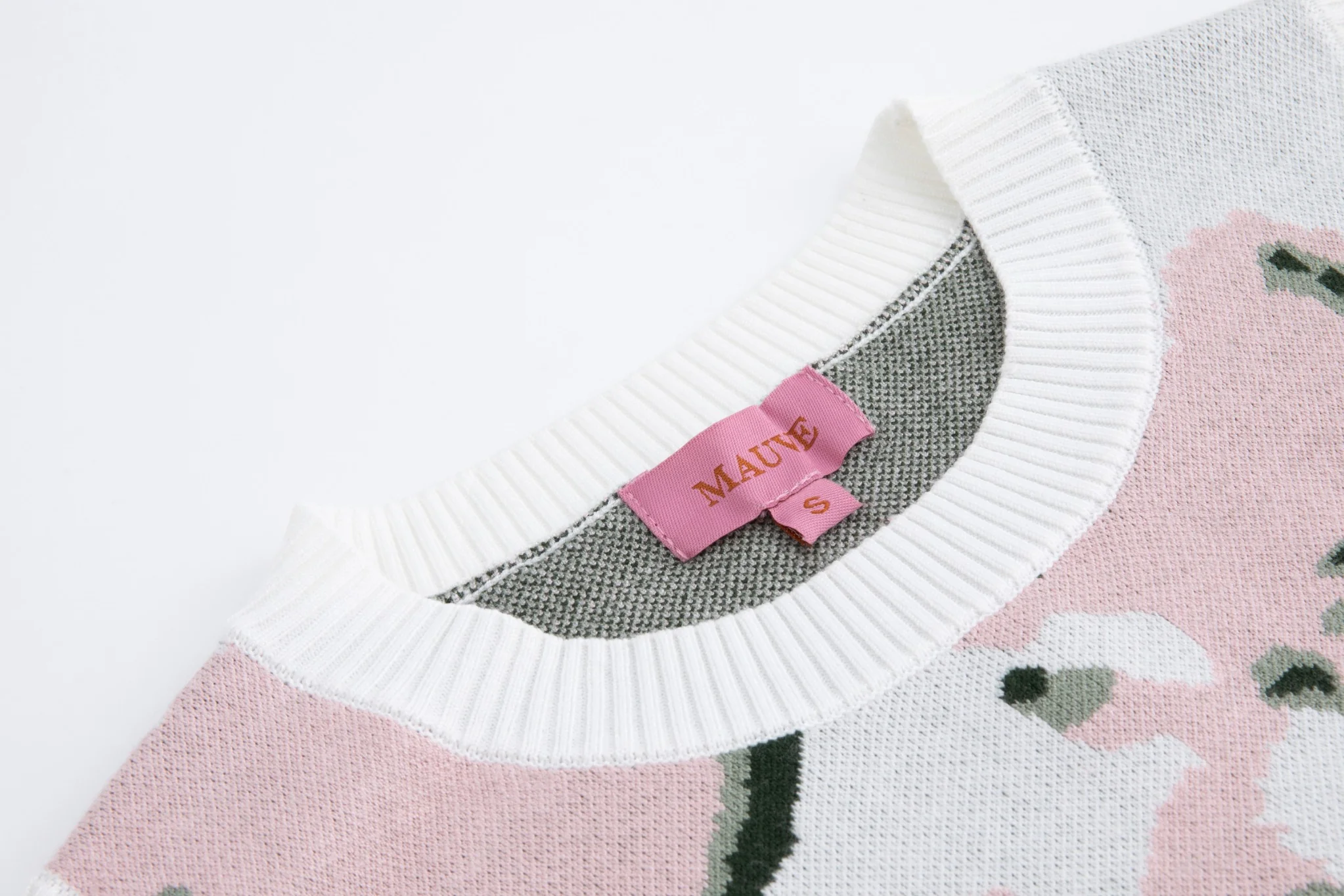Ivory And Pink Printed Knit Vest - Image 4
