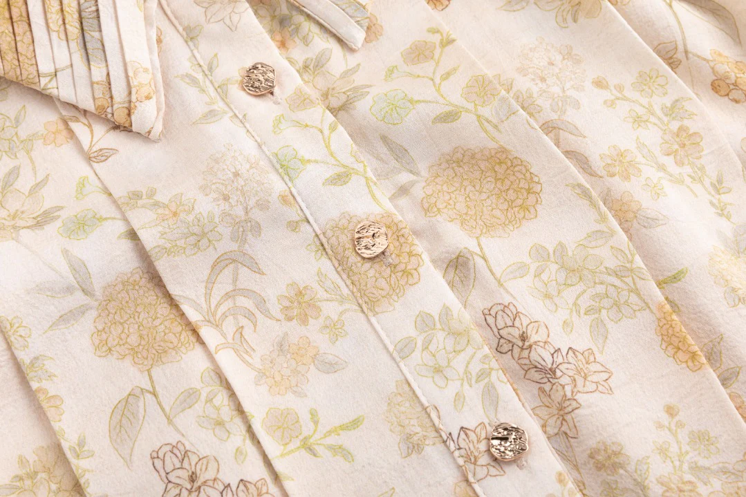 Yellow Floral Printed Pleated Dress With Detail - Image 6